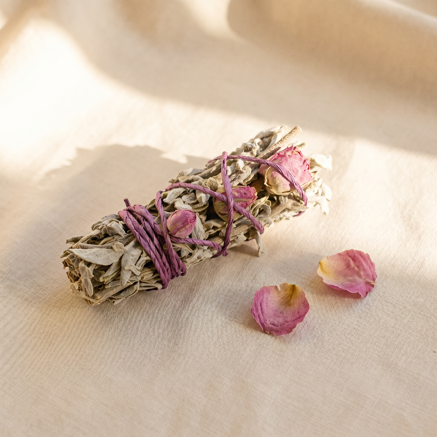 White Sage & Rose Bud Bundle – Natural Smudge Stick